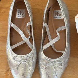 Dolce Vita Women's Silver Flats with Bow